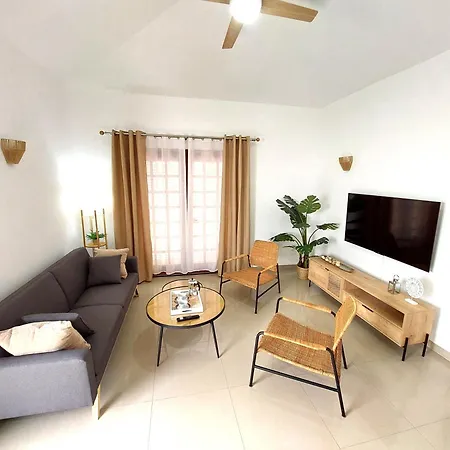 Mucha Vida Tatil Evi Abades (Tenerife)